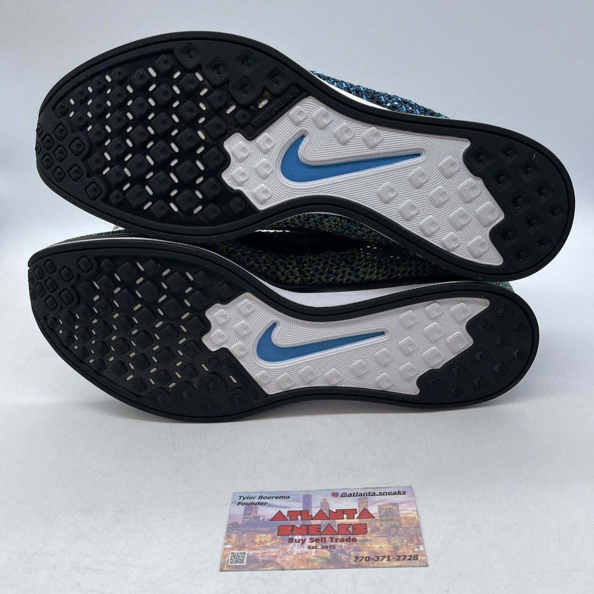 Nike Flynit racer blue glow Size US 11 / EU 44 - 7 Thumbnail