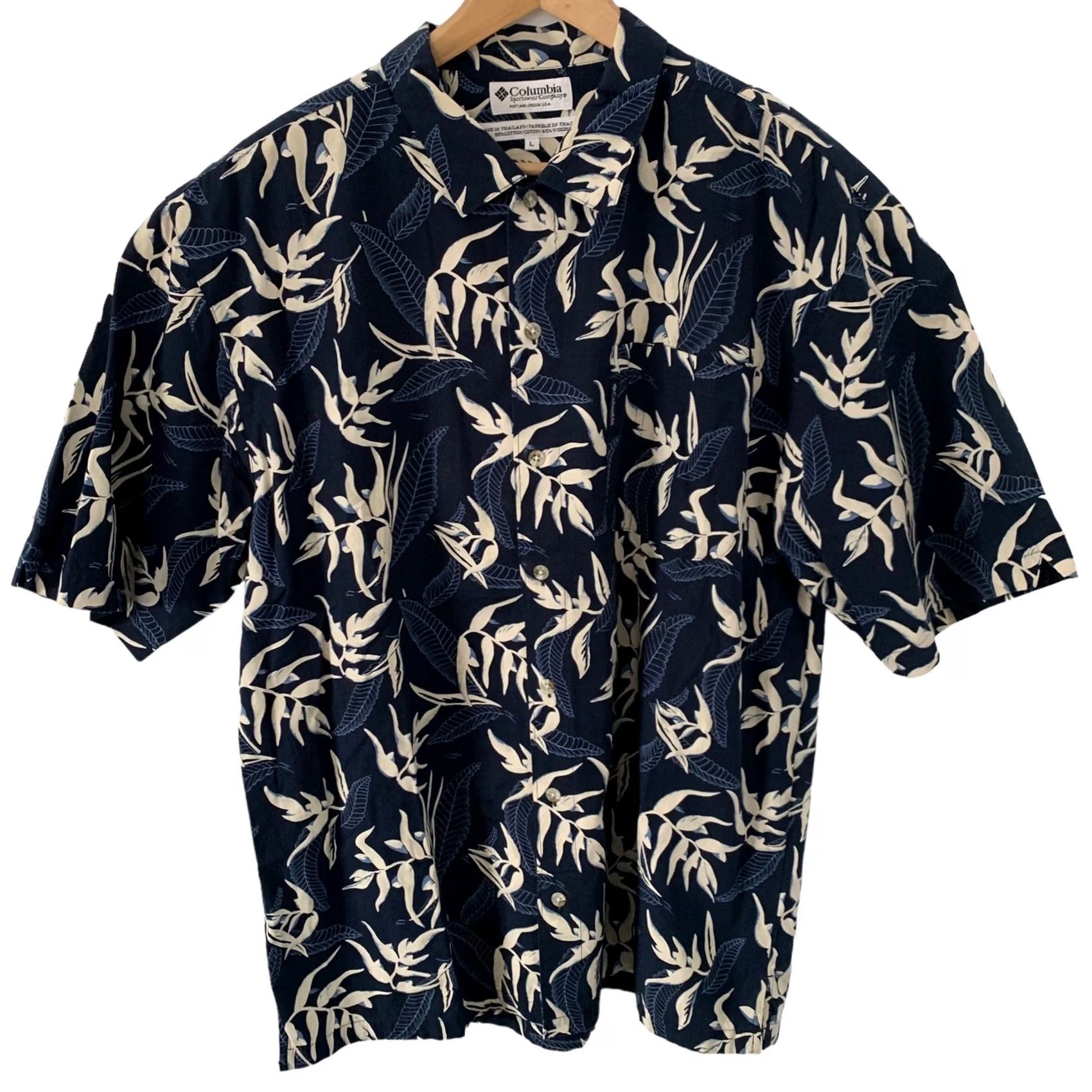 Vintage Columbia Shirt Mens Large Navy Blue Floral Print Short Sleeve Button-Up Size US L / EU 52-54 / 3 - 6 Thumbnail
