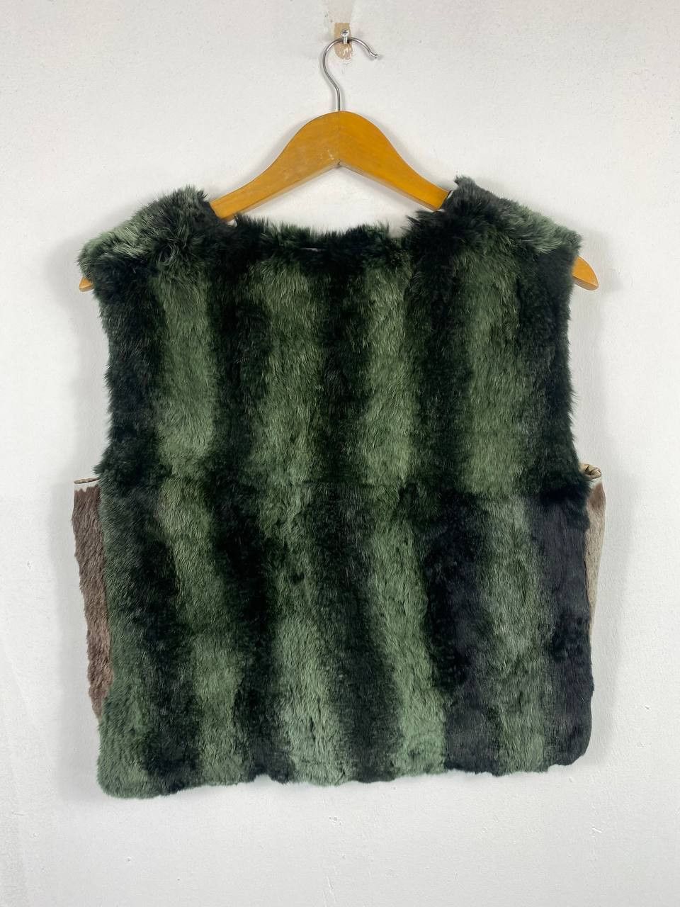 Japanese Brand japanese brand faux fur vest nice design Size M / US 6-8 / IT 42-44 - 4 Thumbnail