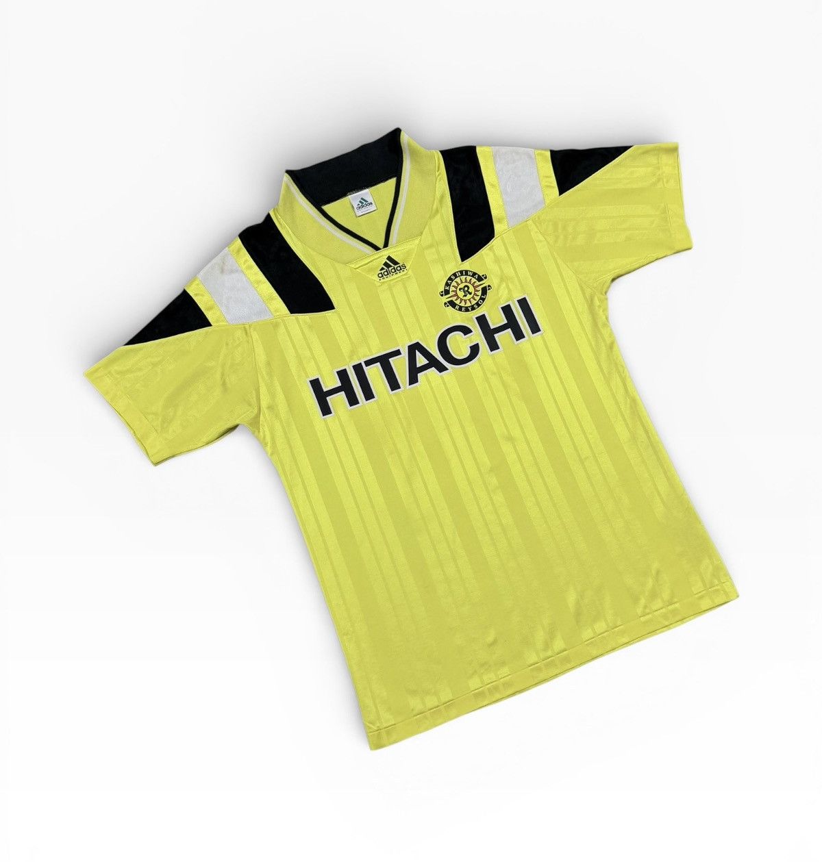 Adidas Vtg⚽️1992 Kashiwa Reysol Home Jersey Size US L / EU 52-54 / 3 - 5 Thumbnail