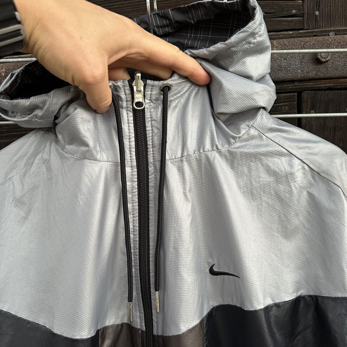 Nike Vintage Nike Jacket 2in1 Nylon Drill Y2k Style Hip Hop Sport Size US L / EU 52-54 / 3 - 9 Thumbnail