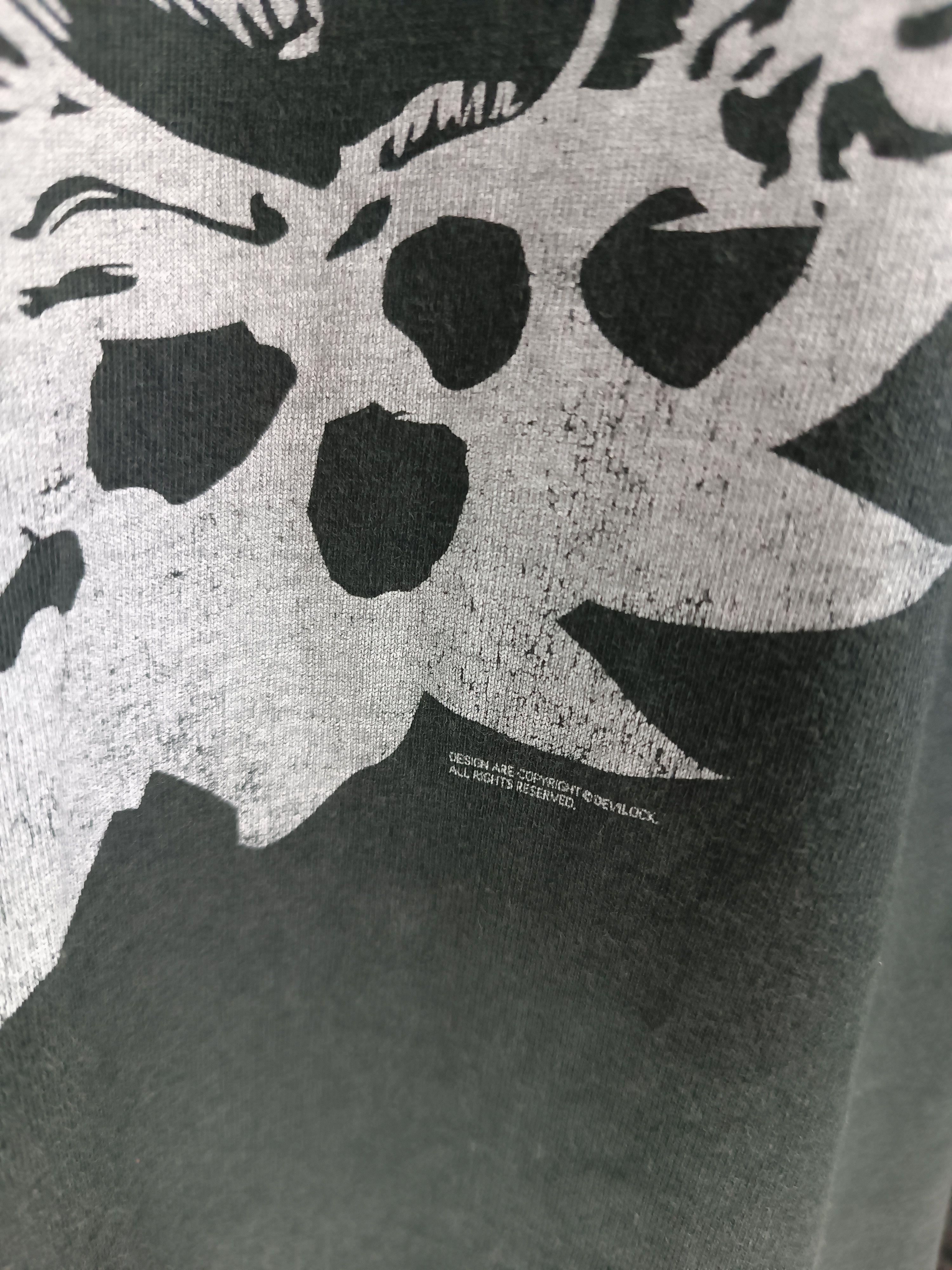 Devilock THRASHED FADED VINTAGE DEVILOCK JAPANESE BRAND Y2K PUNK TEE Size US M / EU 48-50 / 2 - 10 Thumbnail