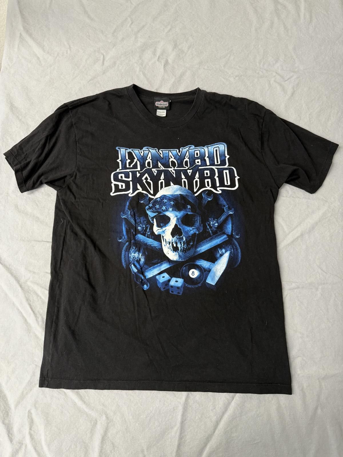 Other Y2K Lynyrd Skynyrd T-shirt Blue Skull 8 Ball Dice Winterland Size US L / EU 52-54 / 3 - 1 Thumbnail