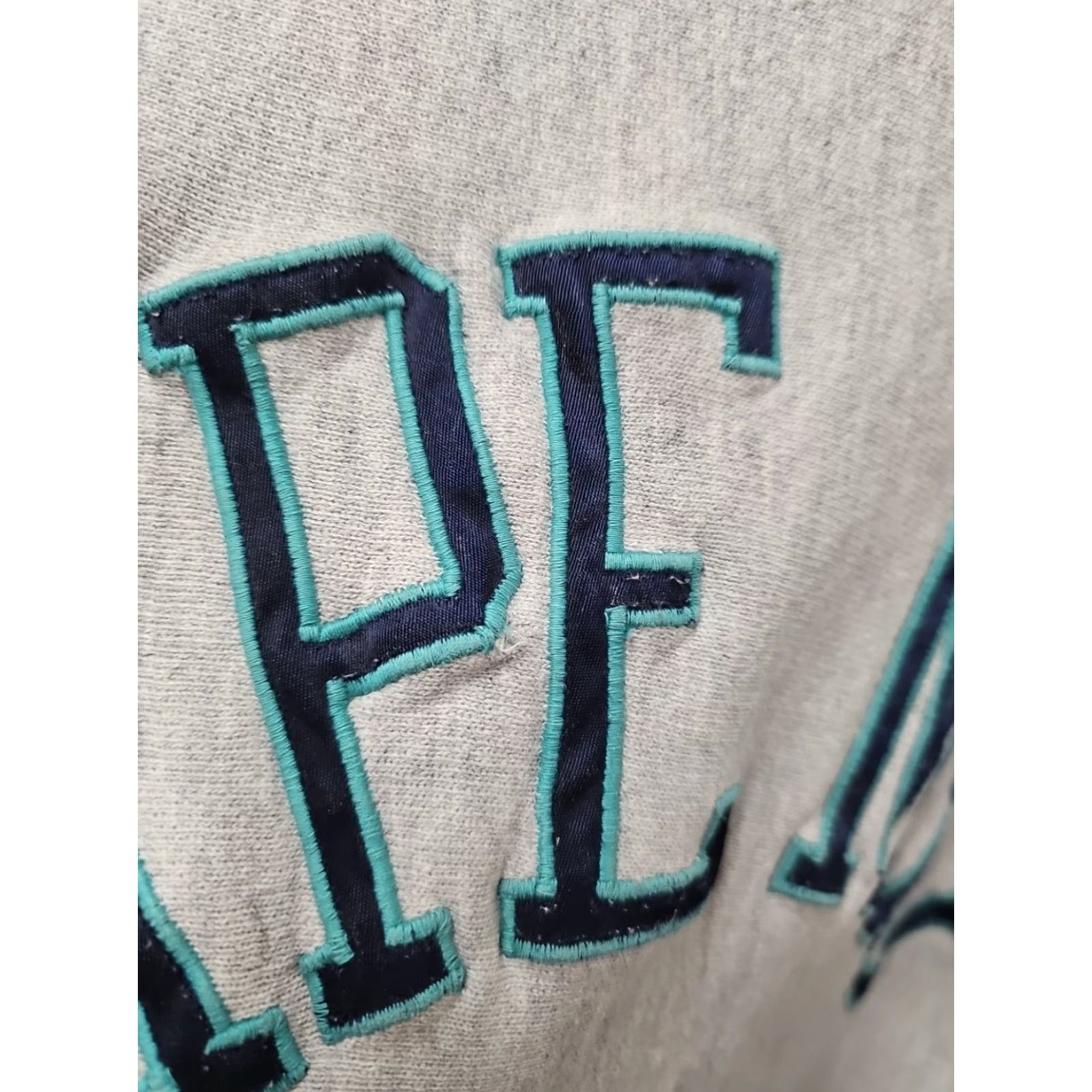 Champion VINTAGE Champion Sweatshirt Mens XL Gray Reverse Weave Cape May New Jersey Pullover Crew Neck Logo 90s Retro City Classic College Sports Size US XL / EU 56 / 4 - 4 Thumbnail