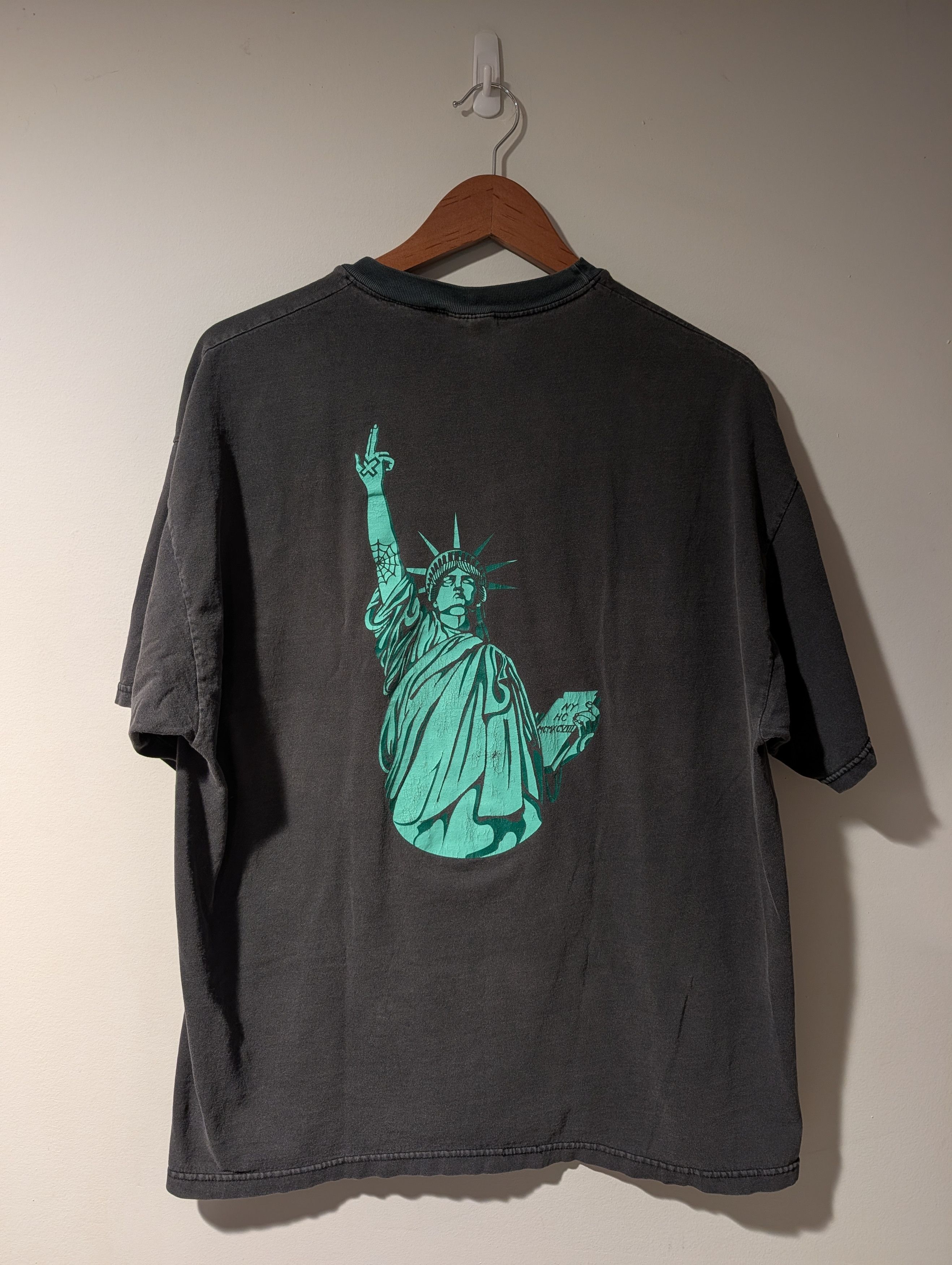 Band Tees Vintage H2O NYHC Hardcore Punk Band Statue Liberty T Shirt Size US XL / EU 56 / 4 - 5 Thumbnail