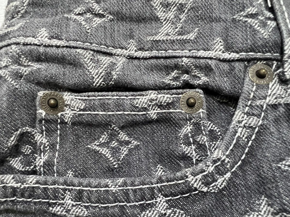 Louis Vuitton Louis Vuitton - Marc Jacobs - Jacquard Monogram Denim Jeans Size 28" / US 6 / IT 42 - 14 Thumbnail