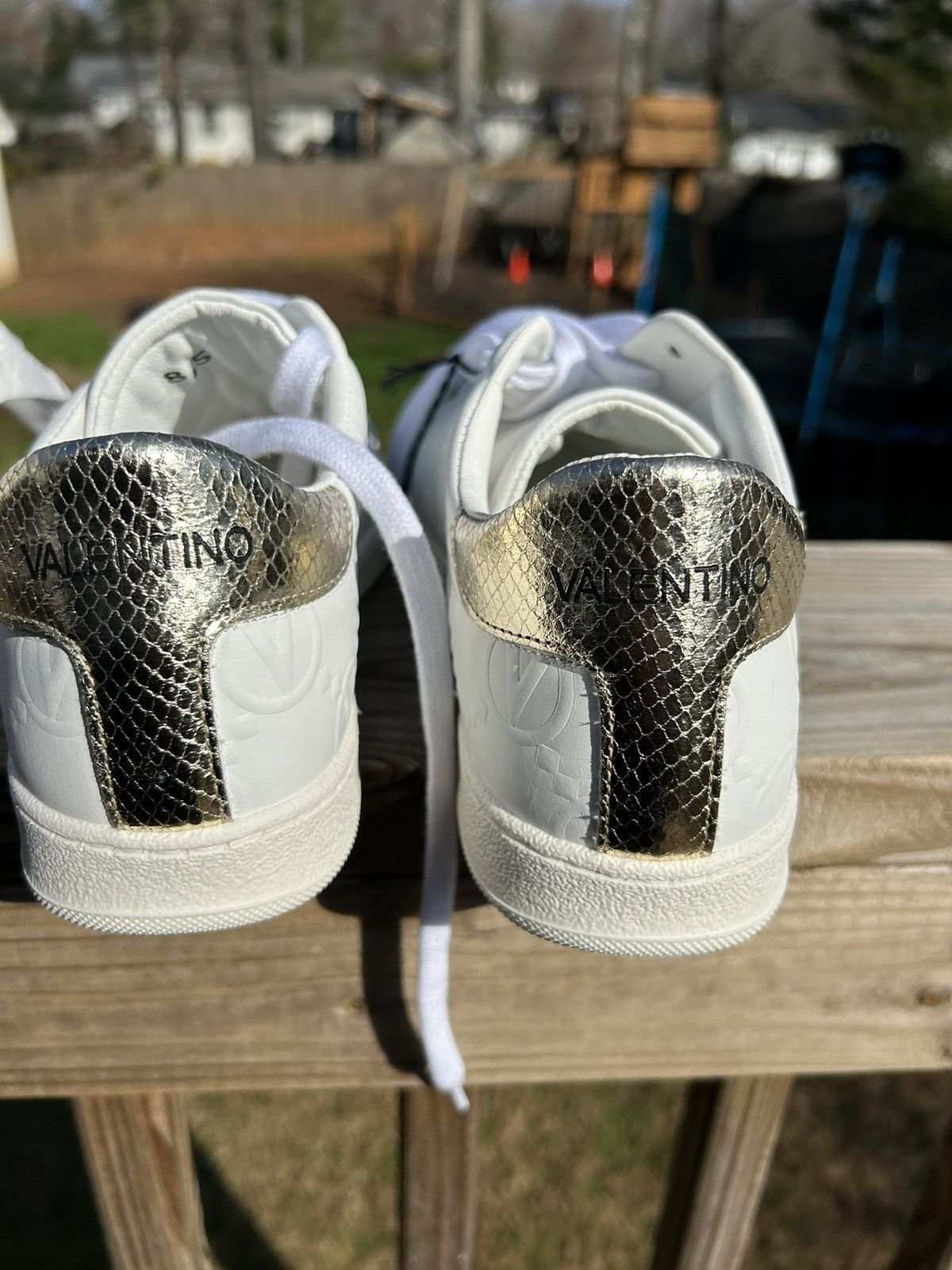 Mario Valentino Valentino White Sneakers with Cream Detail Size US 9 / IT 39 - 11 Thumbnail
