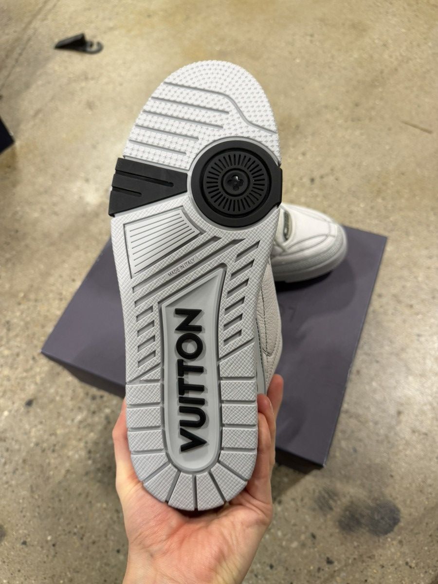 Louis Vuitton Louis Vuitton Skate Sneaker NEW 1500$ Size US 7 / EU 40 - 5 Thumbnail