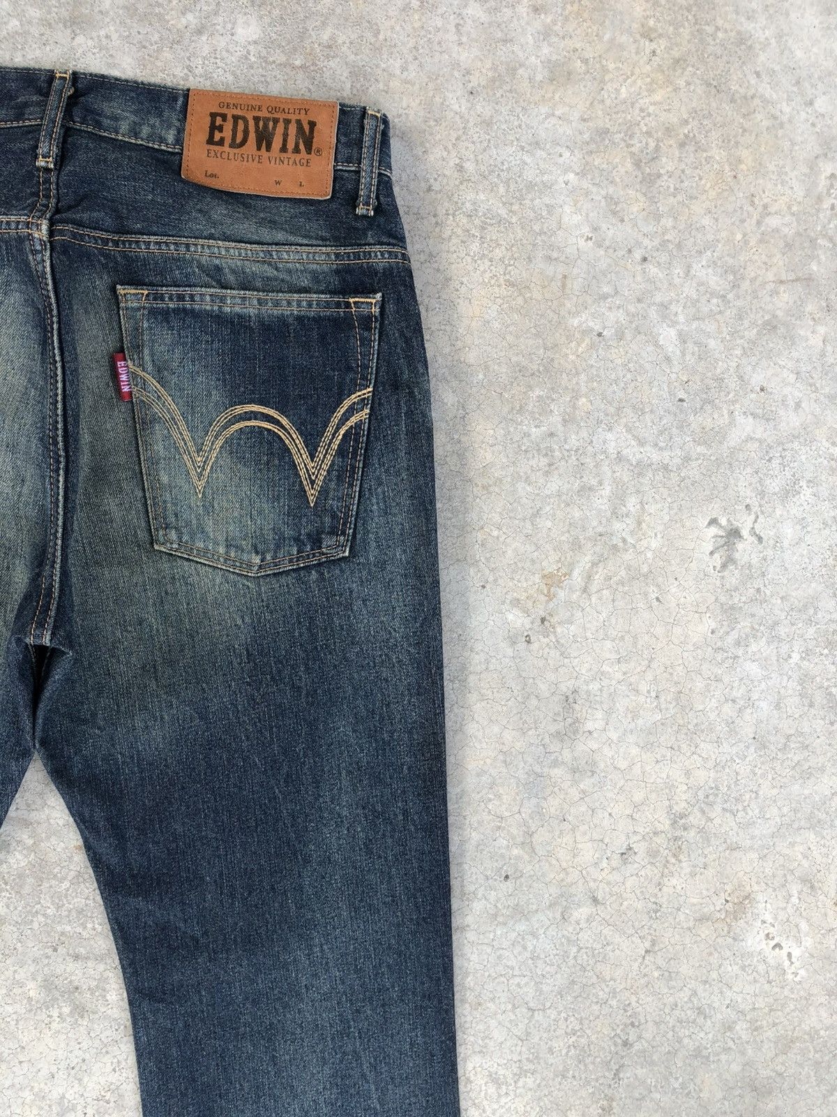 Edwin Edwin XU Flared Jeans Bootcut Mudwash Distressed Size US 33 - 10 Thumbnail