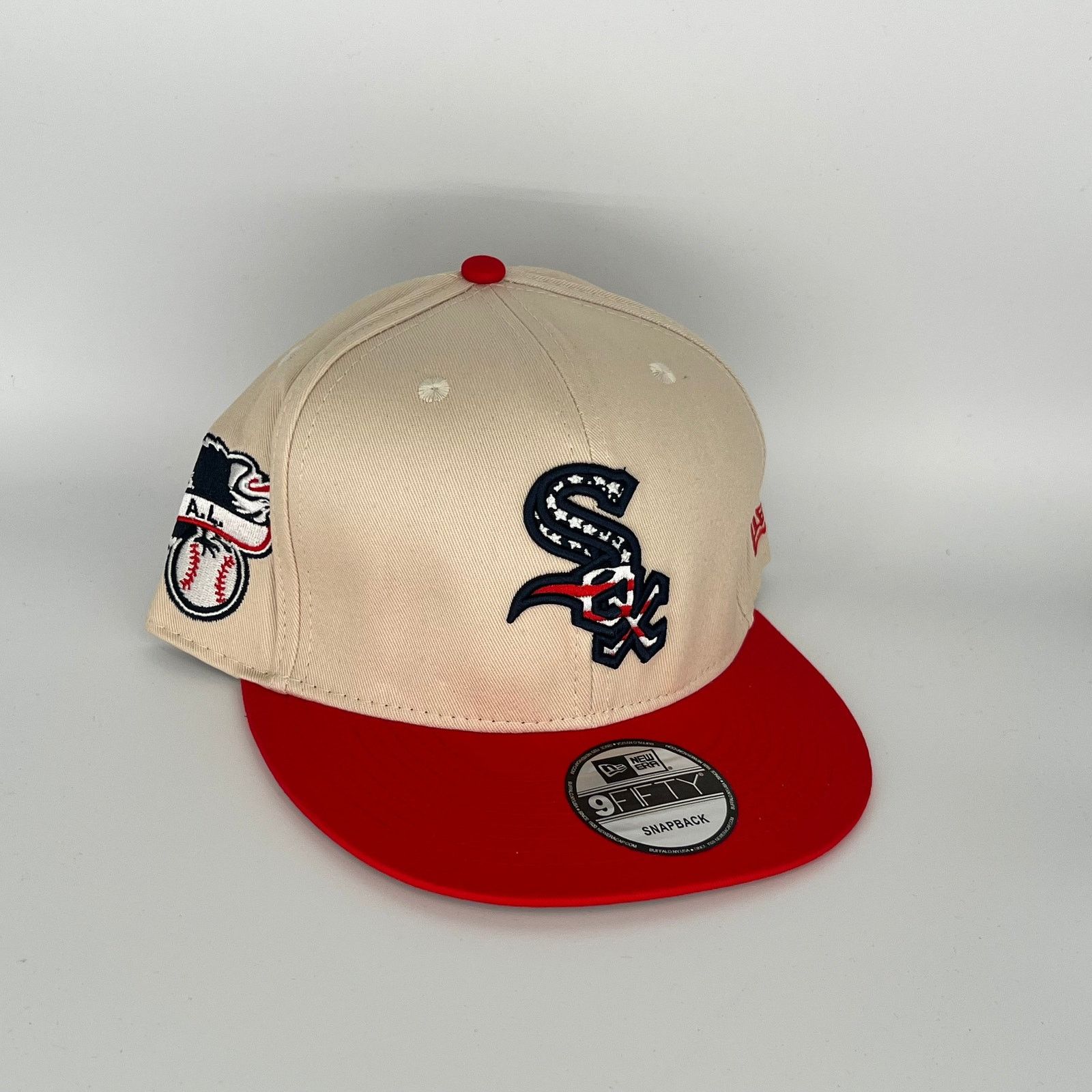 New Era Khaki Red Chicago White Sox AL Side Patch New Era MLB 9Fifty Size ONE SIZE - 1 Thumbnail