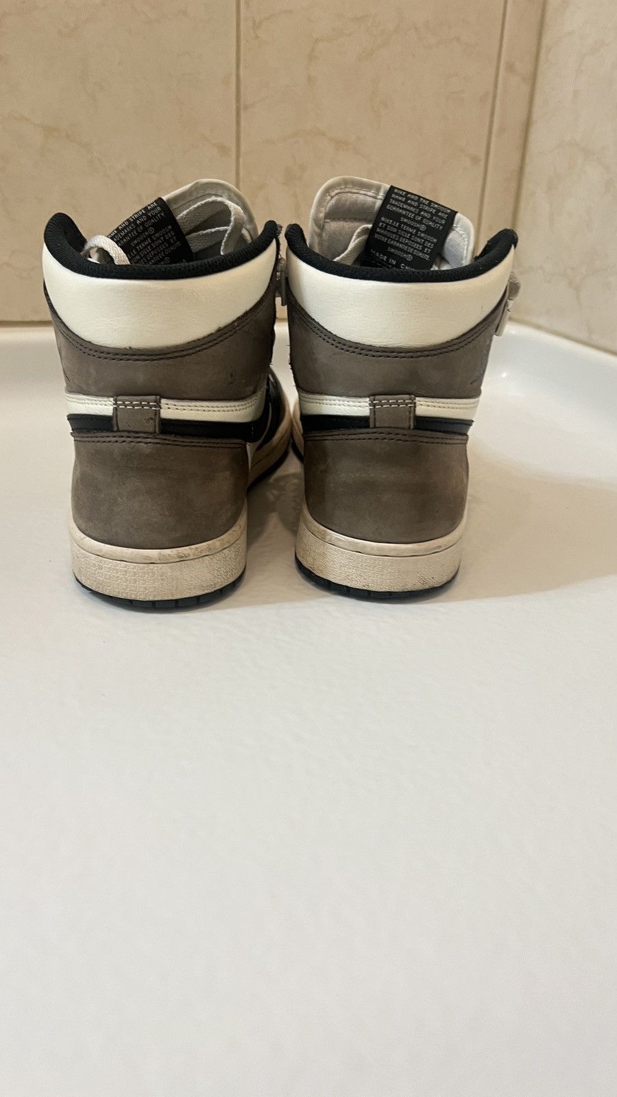 Jordan Brand Nike Jordan 1 US mens size 7.5 Size US 7.5 / EU 40-41 - 4 Thumbnail