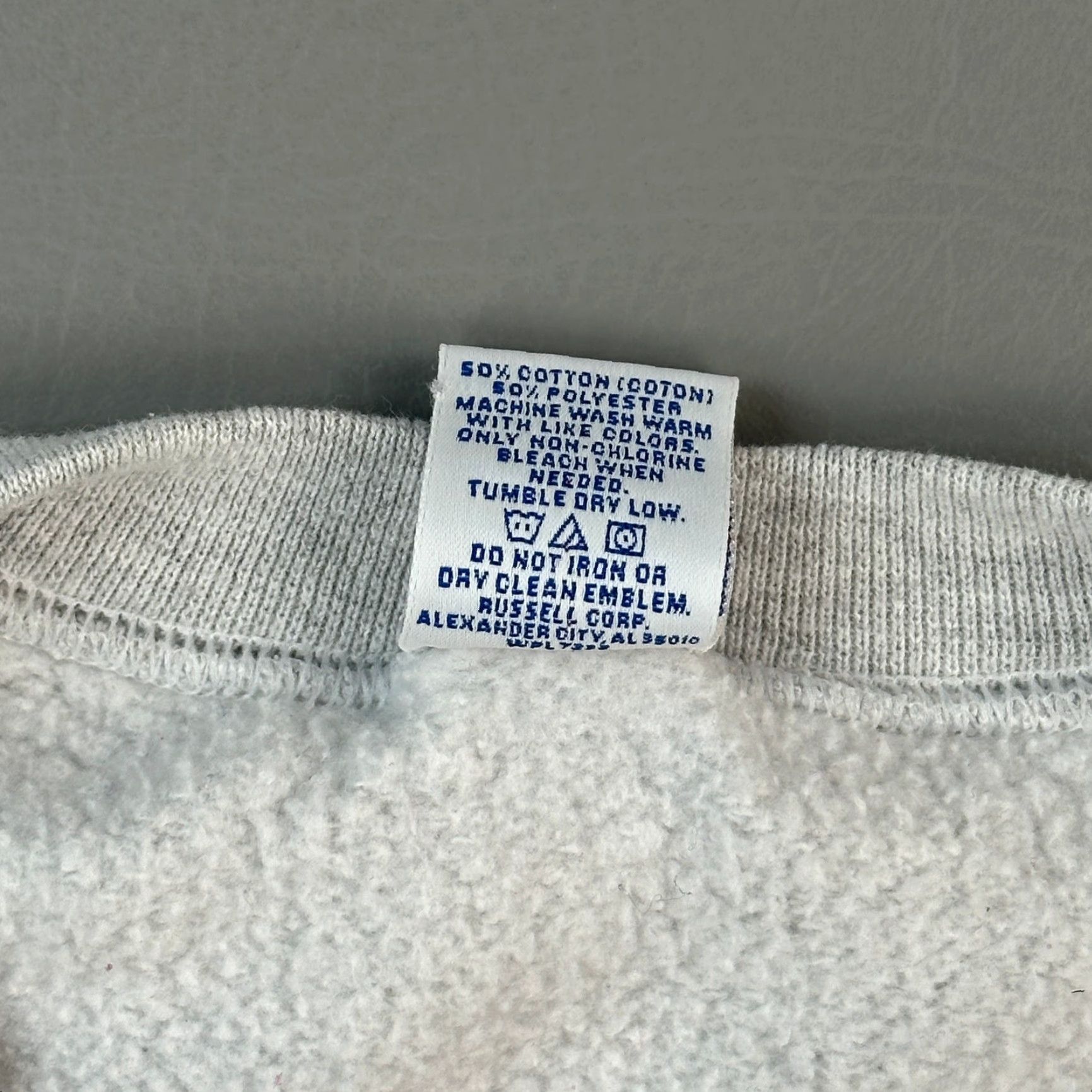 Russell Athletic VINTAGE Russell Athletic Sweatshirt Mens 2XL Gray Pullover Crew Neck Wool Cotton Blend Fleece Logo 90s Y2K Sweatshirt Mens Size US XXL / EU 58 / 5 - 5 Thumbnail