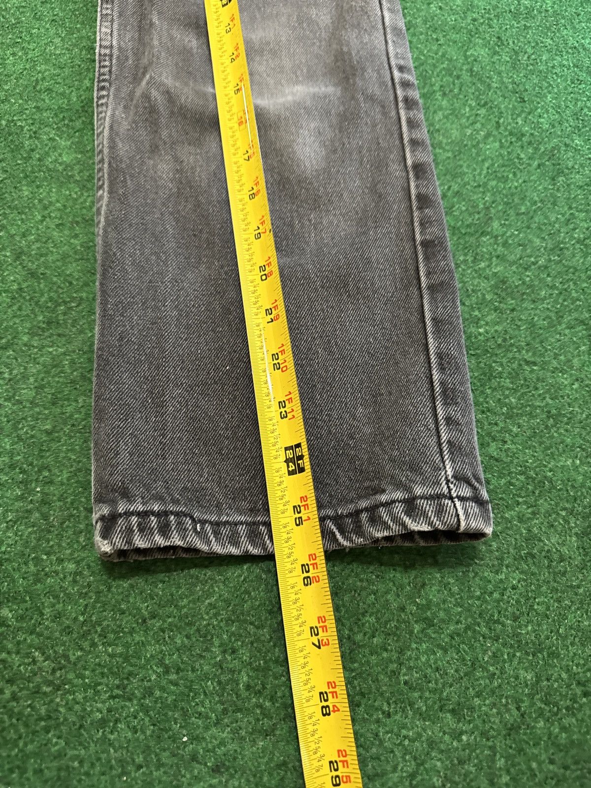Levi's Vintage Clothing Vintage 90s Levi’s 550 Relaxed 23x26 Dark Wash Black Jeans Size 23" - 8 Thumbnail