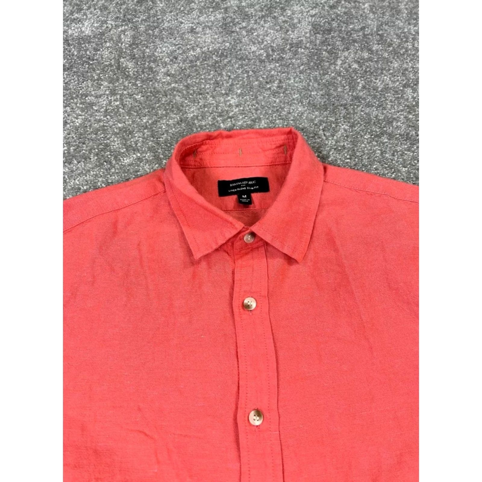 Banana Republic Banana Republic Shirt Mens Medium Pink Linen Blend Button Up Short Sleeve Casual Classic Slim Mens Regular Size M Pink Linen Blend Button-Up Shirt Size US M / EU 48-50 / 2 - 2 Thumbnail