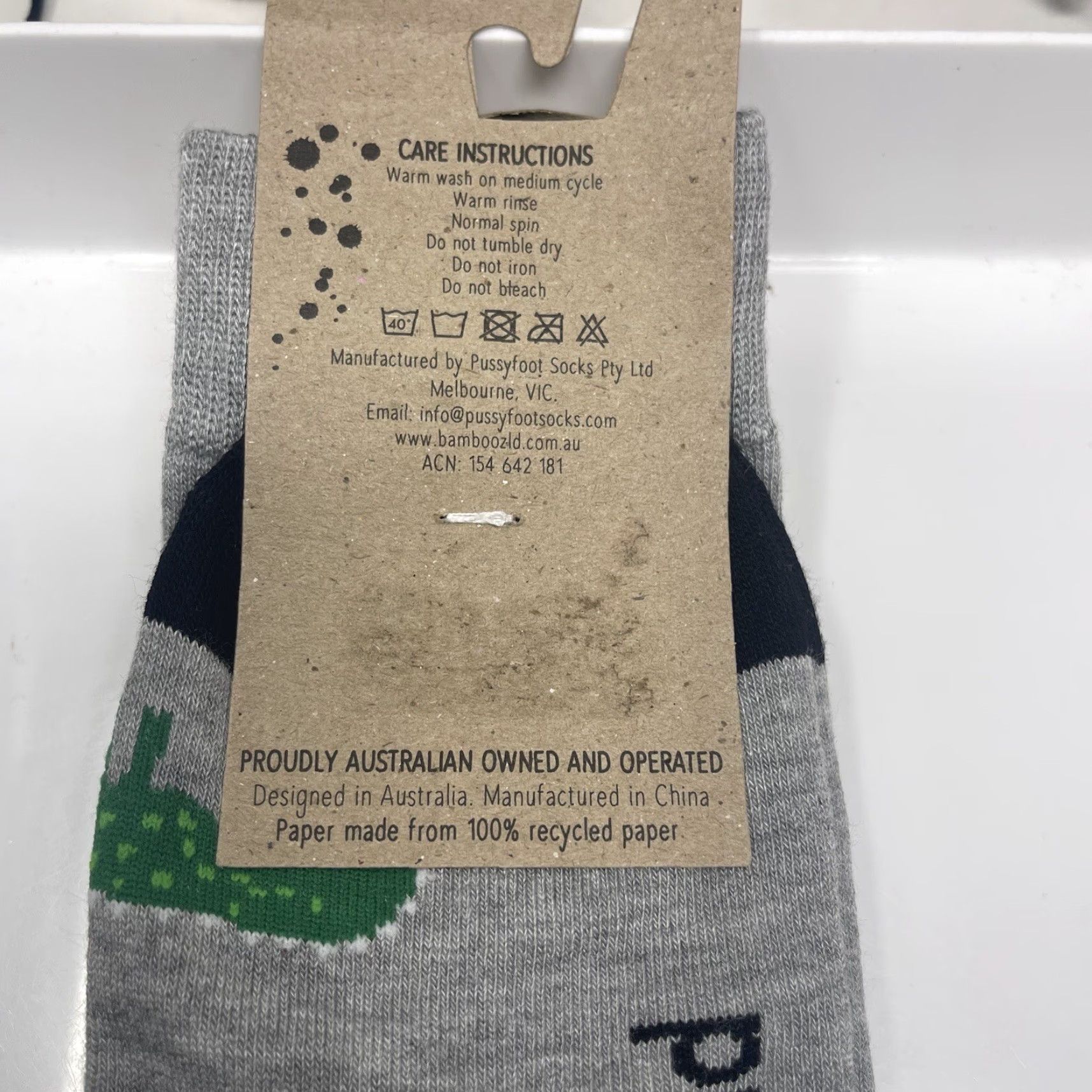 Vintage Bamboozld Socks Alligator Gray Green Mens 7-11 Sustainable Fiber New Preppy Adult Large Socks Mid Calf Gray All Seasons Mens Size ONE SIZE - 3 Thumbnail