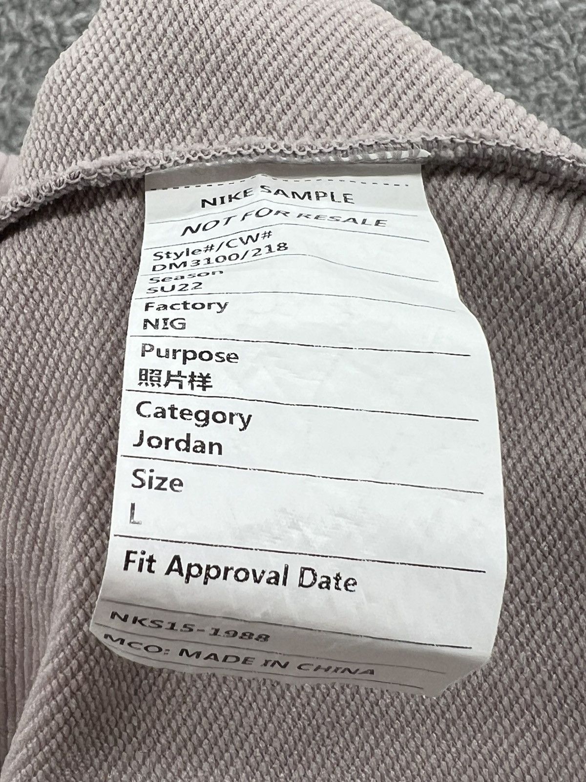 Jordan Brand Jordan Paris Saint German PSG Statement Hoodie DM3100-218 Size US L / EU 52-54 / 3 - 4 Thumbnail