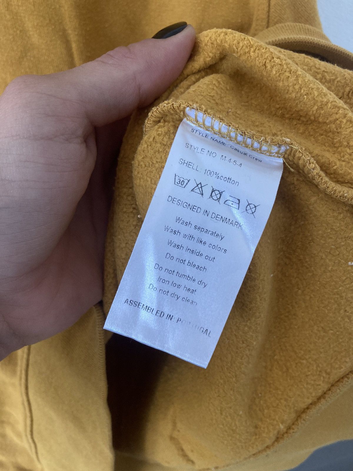 Han Kjobenhavn MUSTARD LOGO SWEATSHIRT Size US M / EU 48-50 / 2 - 5 Thumbnail