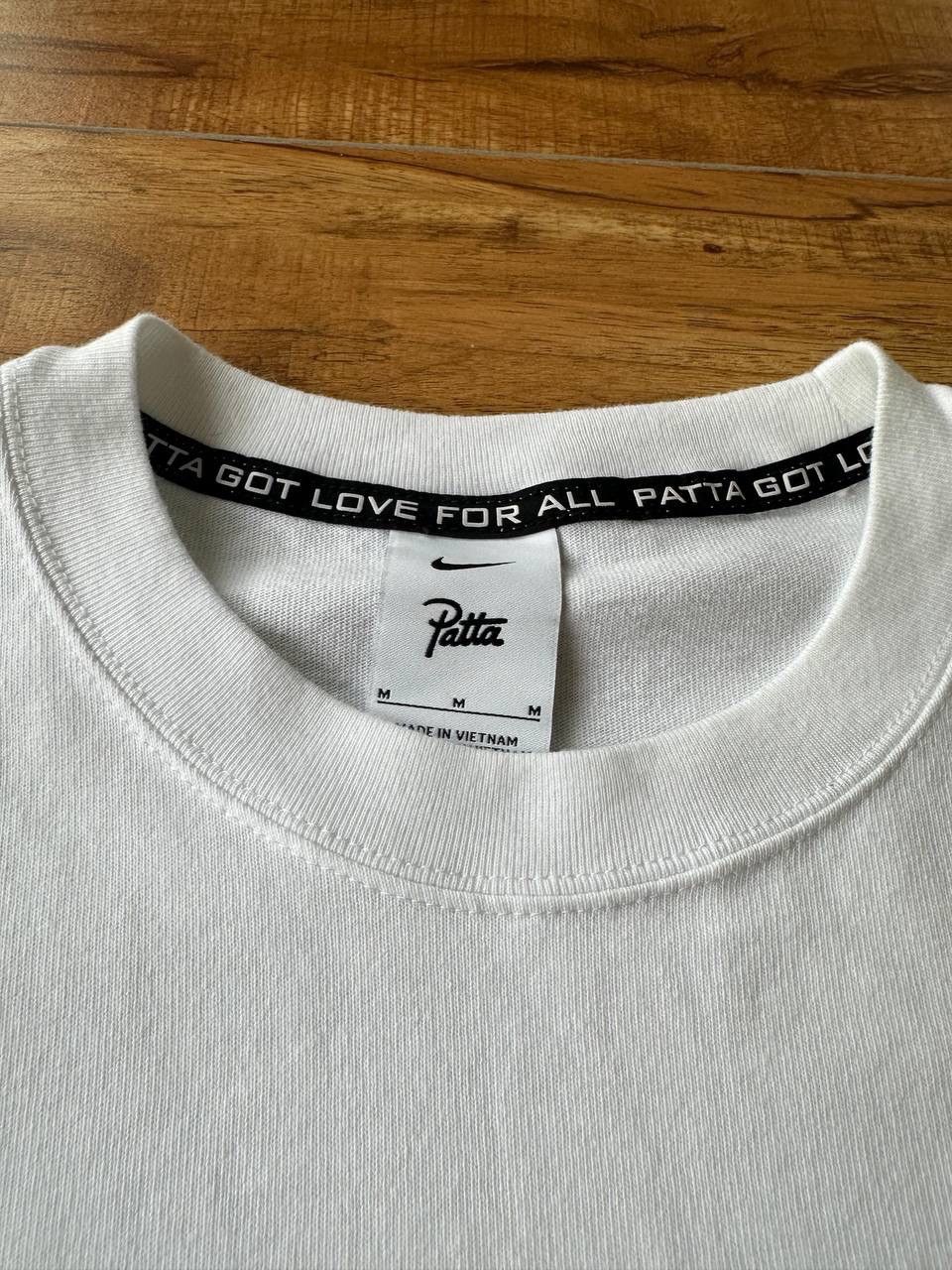 Nike × Patta Nike & Patta T-Shirt Big Back Logo Shorts Sleeve Size US M / EU 48-50 / 2 - 3 Thumbnail