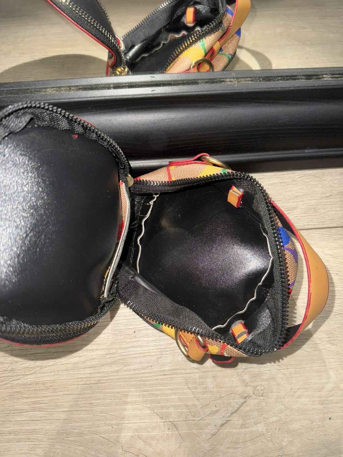 Coach × Ed Hardy × Vintage Vintage Rare Coach Hybrid Pouch In Rainbow Signature Canvas Size ONE SIZE - 3 Thumbnail