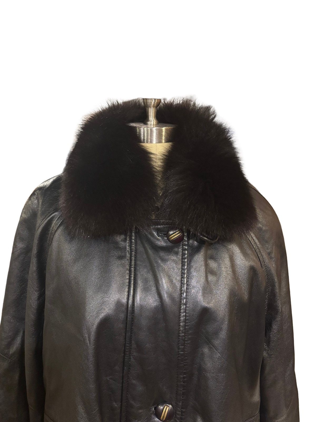 Nina Ricci Women’s black leather Jacket with fur collar Size XXL / US 16-18 / IT 52-54 - 2 Thumbnail