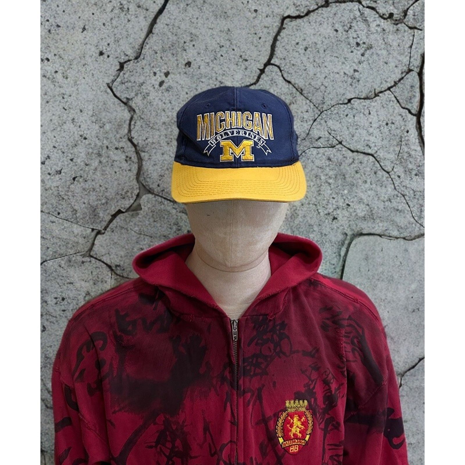 Vintage Vintage 90’s Michigan Wolverines American Football Cap Korea Size ONE SIZE - 1 Thumbnail