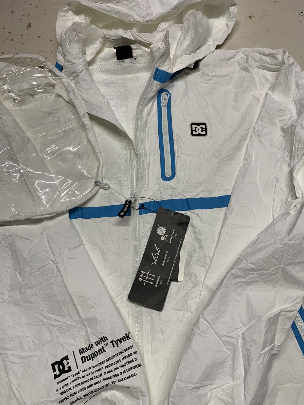 Designer × Vintage DC shoes Japan release tyvek outerwear Size US XL / EU 56 / 4 - 16 Thumbnail