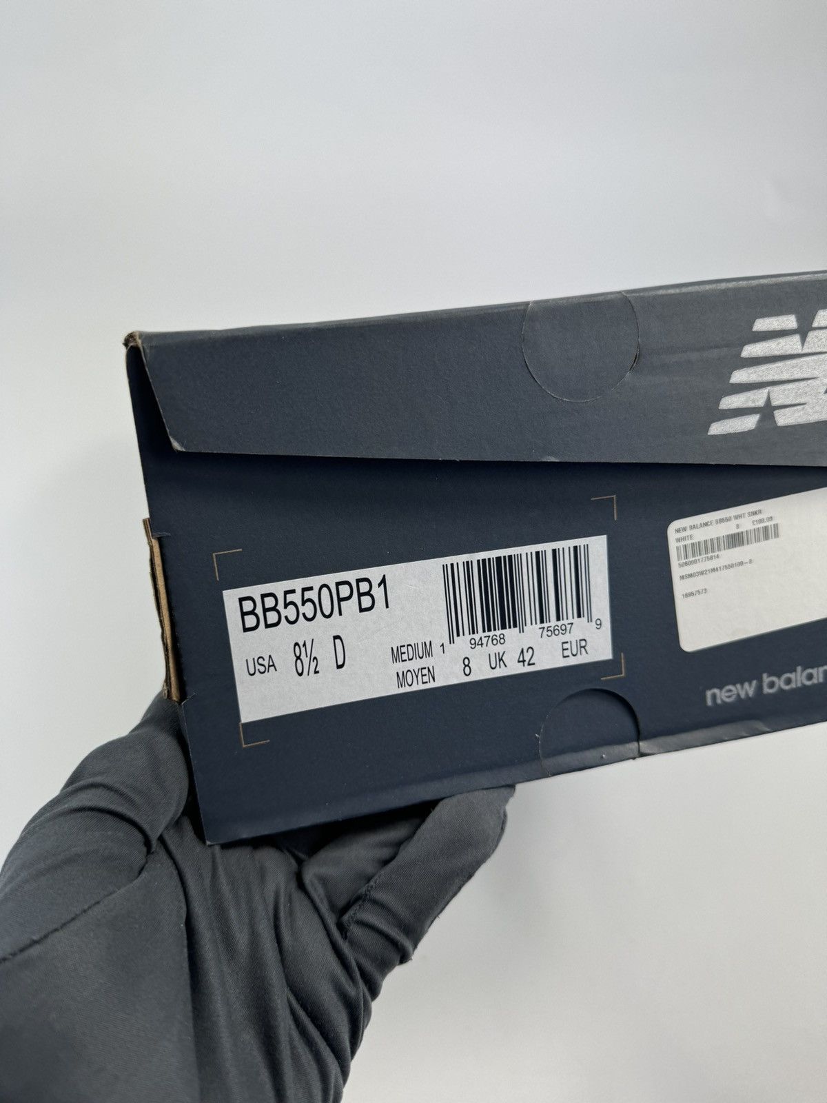New Balance NEW BALANCE 550 SNEAKERS Size US 8.5 / EU 41-42 - 11 Thumbnail