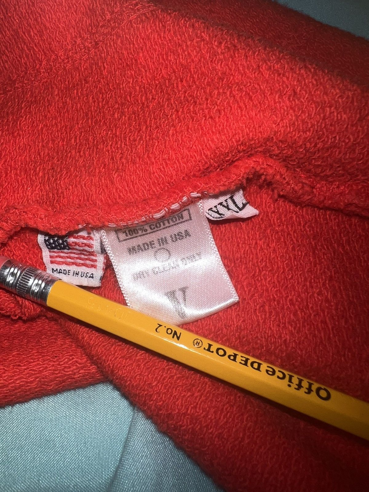 Vlone *Playboi Carti Red ATL Staple Hoodie Size US XXL / EU 58 / 5 - 14 Thumbnail