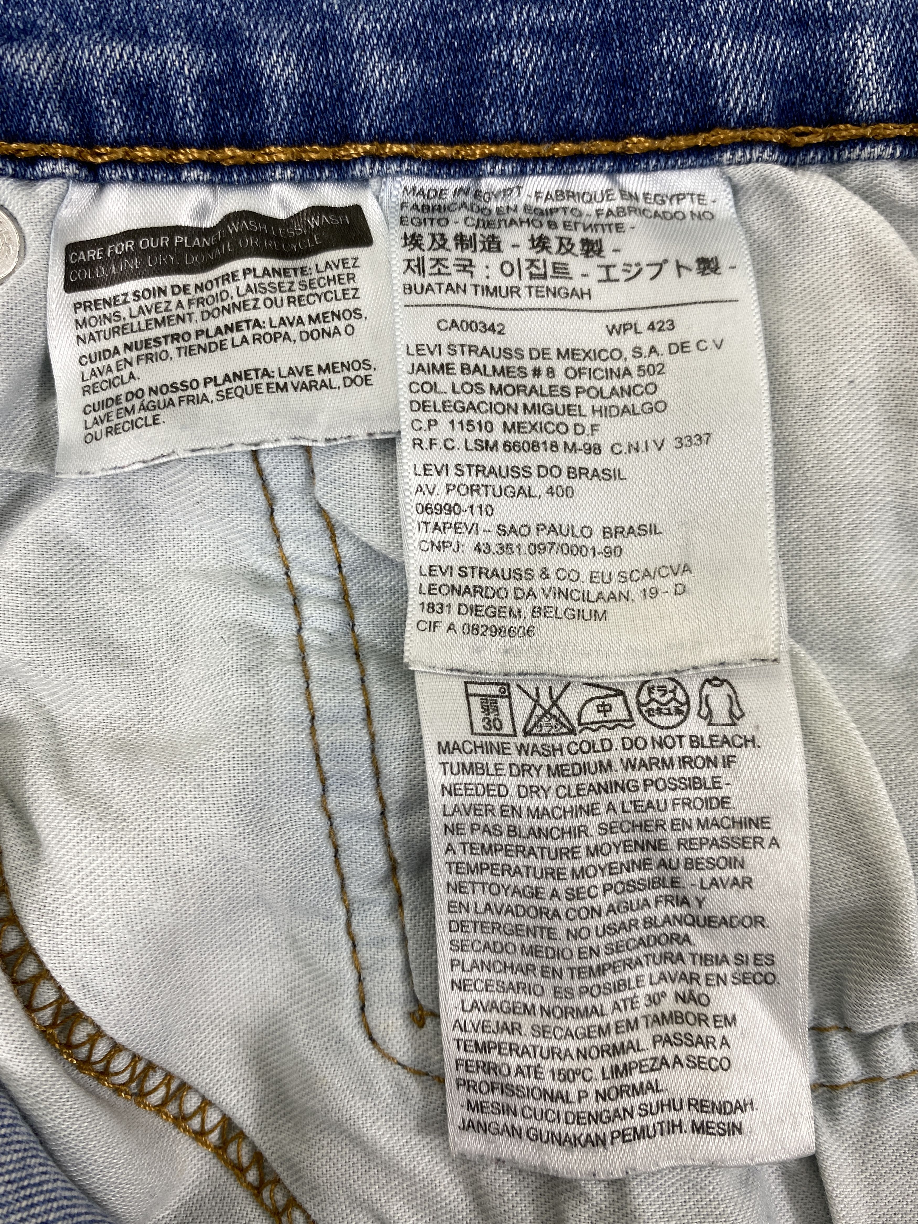 Levi's Faded Blue Vintage Levi's 541 Jeans 52x28 Denim -JN925 Size US 44 / EU 60 - 9 Thumbnail