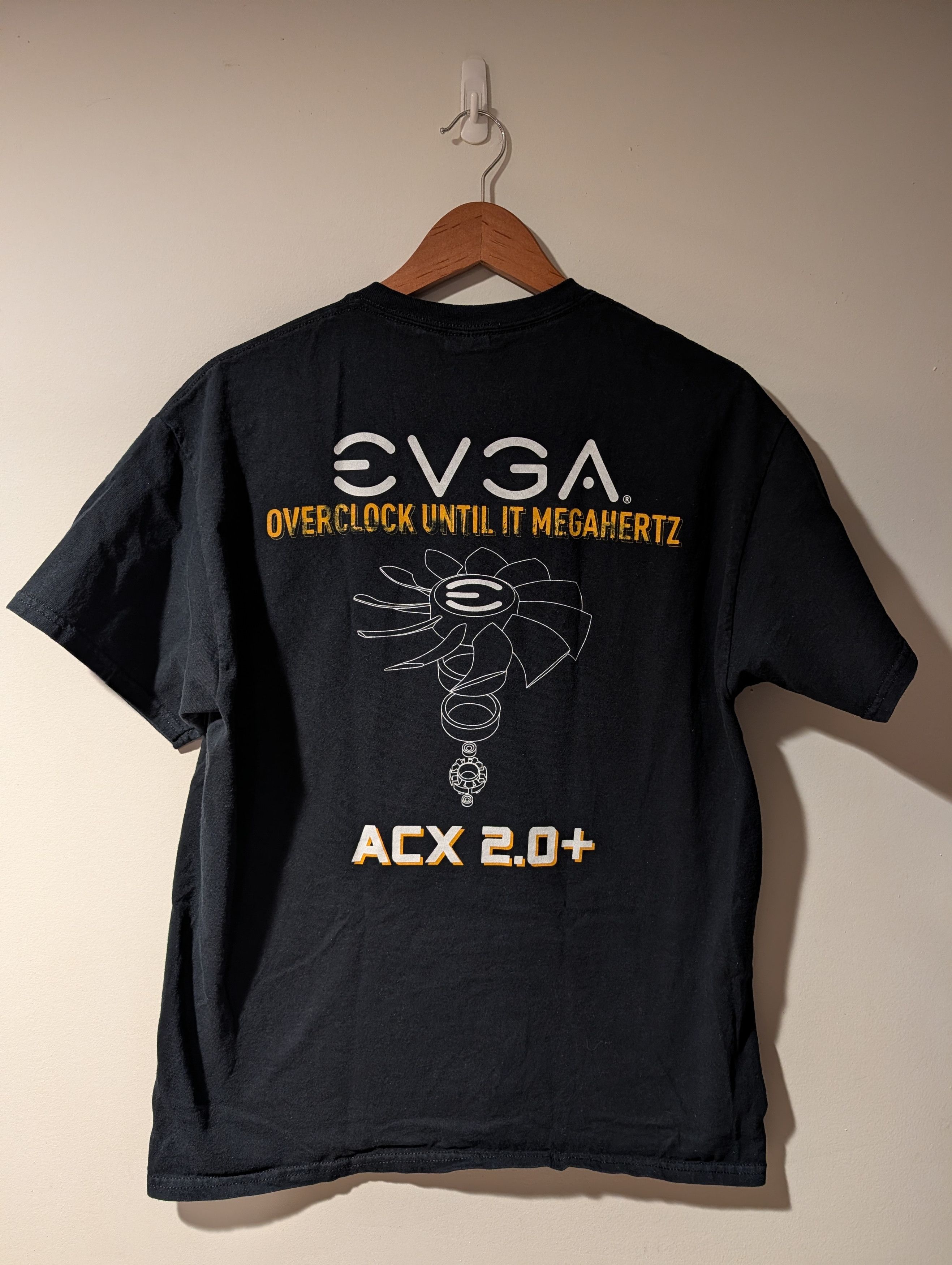 Gildan Vintage Y2K EVGA Overclock Until it Megahertz PC T-Shirt Size US L / EU 52-54 / 3 - 4 Thumbnail