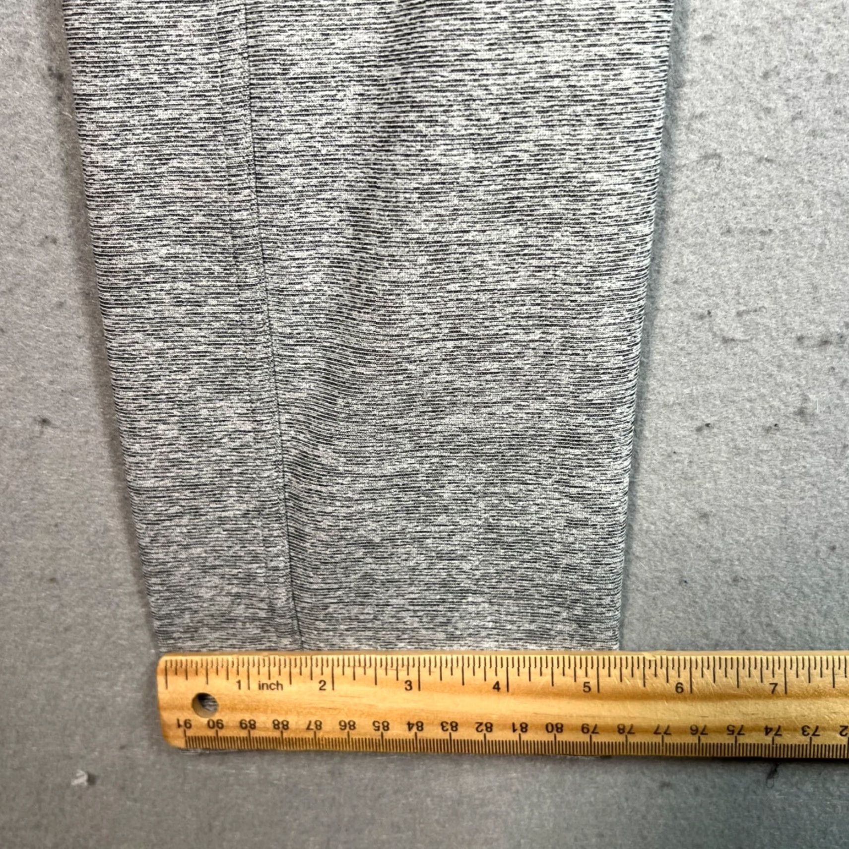 Outdoor Voices Outdoor Voices Mens Size Large Gray Jogger Athletic Pants Tapered Leg Size US 33 - 7 Thumbnail