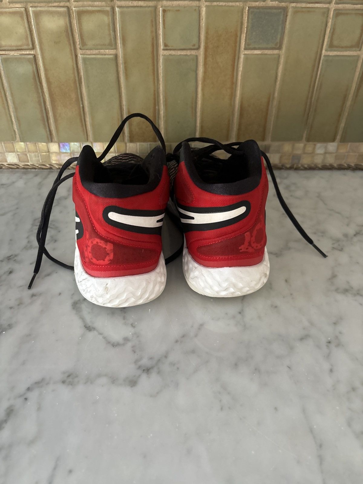 Nike KD Trey VIII ‘Bred’ GS Used 6.5Y Very Worn No Box Size US 6.5 / EU 39-40 - 4 Thumbnail