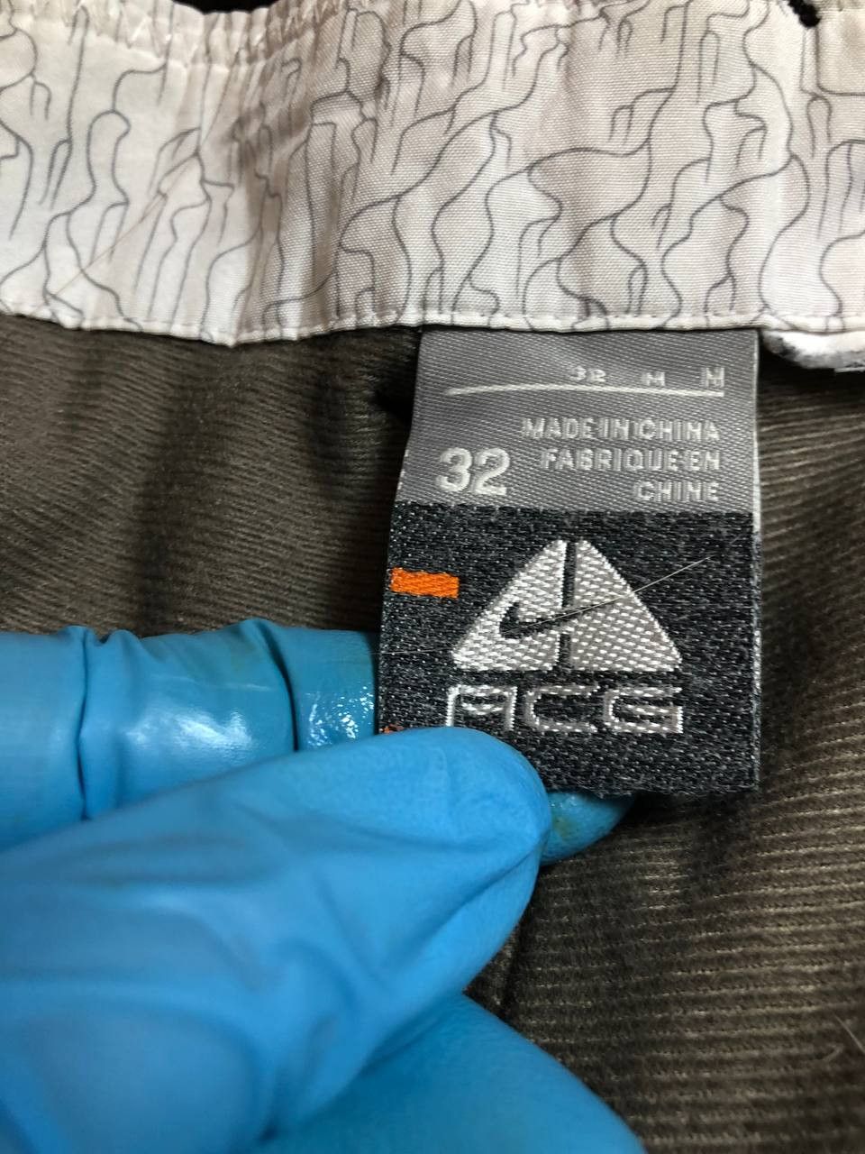 Nike ACG RARE Nike ACG Snowboard Pants Size US 32 / EU 48 - 2 Thumbnail