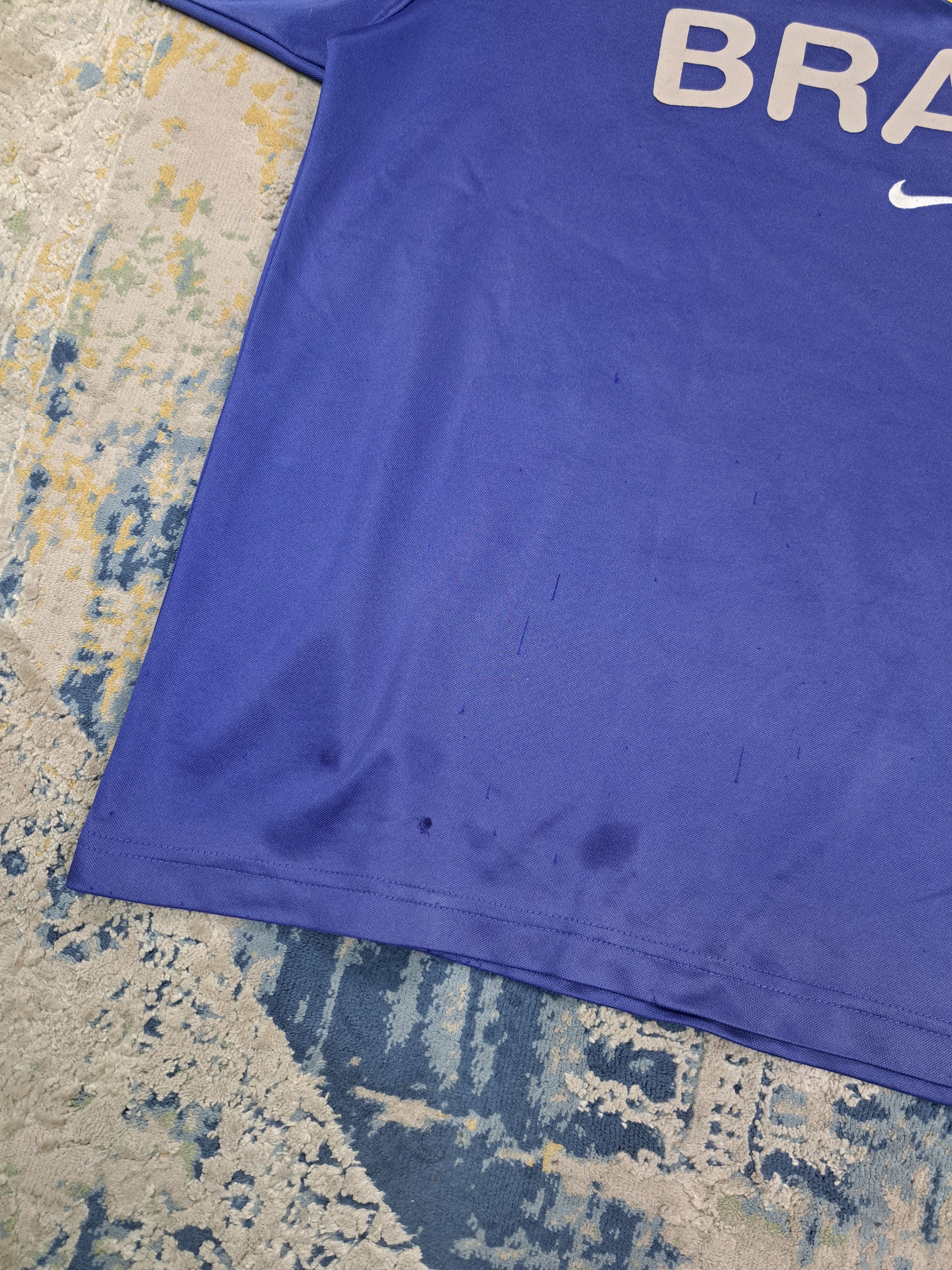 Nike Vintage 00s Nike x Brazil Center Swoosh Tee y2k Blokecore Size US L / EU 52-54 / 3 - 6 Thumbnail