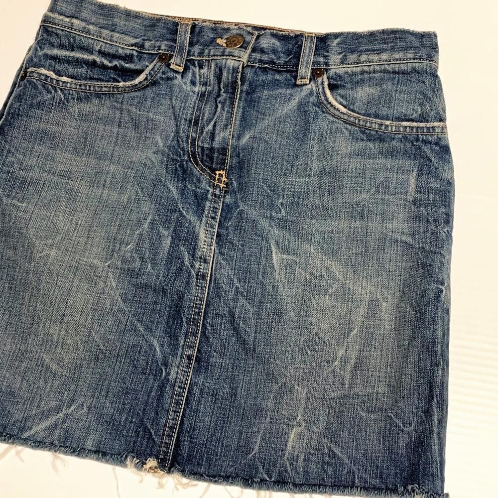 J.Crew J. Crew Distressed Raw Hem Denim Mini Skirt, 0 Size 25" / US 0 / IT 36 - 3 Thumbnail