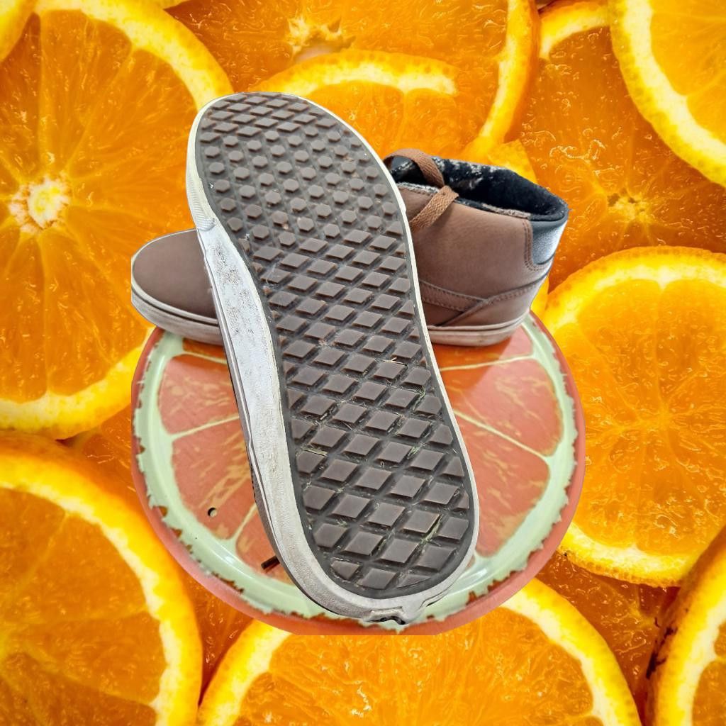 Vans Vans High Top Shoes Designed in California Size 9.5 Size US 9.5 / EU 42-43 - 6 Thumbnail