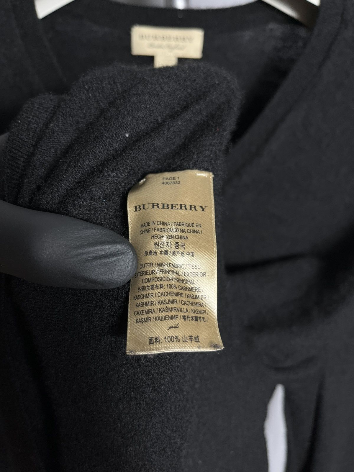 Burberry Burberry Cashmere Sweater Black V-neck long sleeve knit Size XL / US 12-14 / IT 48-50 - 5 Thumbnail