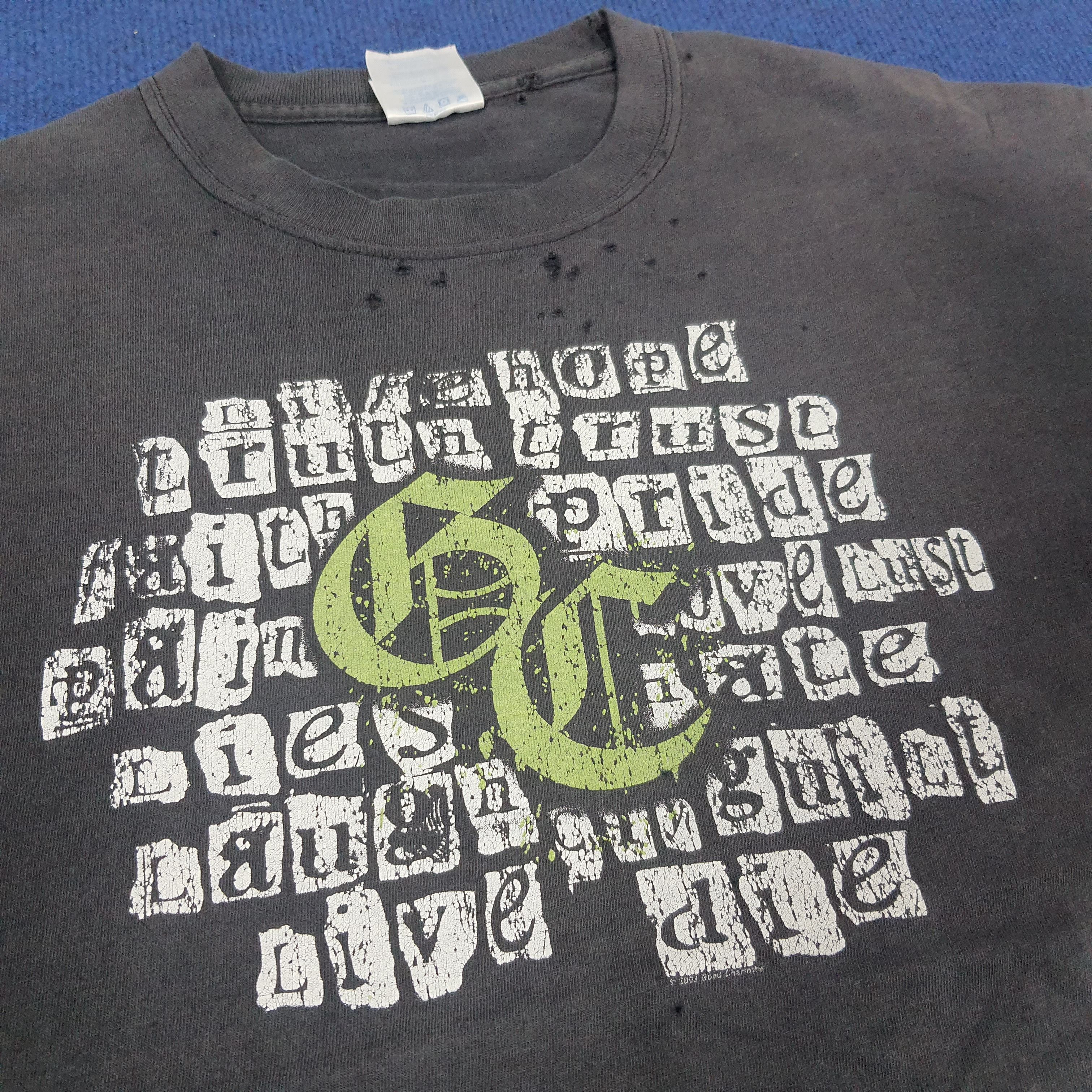 Band Tees × Vintage Vintage Good Charlotte Rock Band Tour Distressed Tee Size US L / EU 52-54 / 3 - 2 Thumbnail