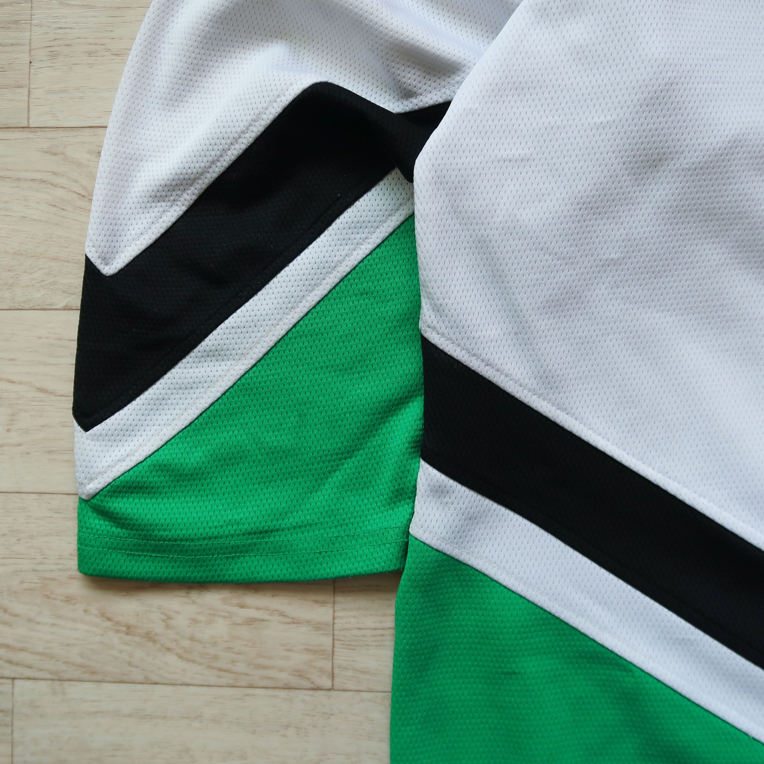 Nike Vintage Nike Bauer Sioux Jersey Size US S / EU 44-46 / 1 - 4 Thumbnail