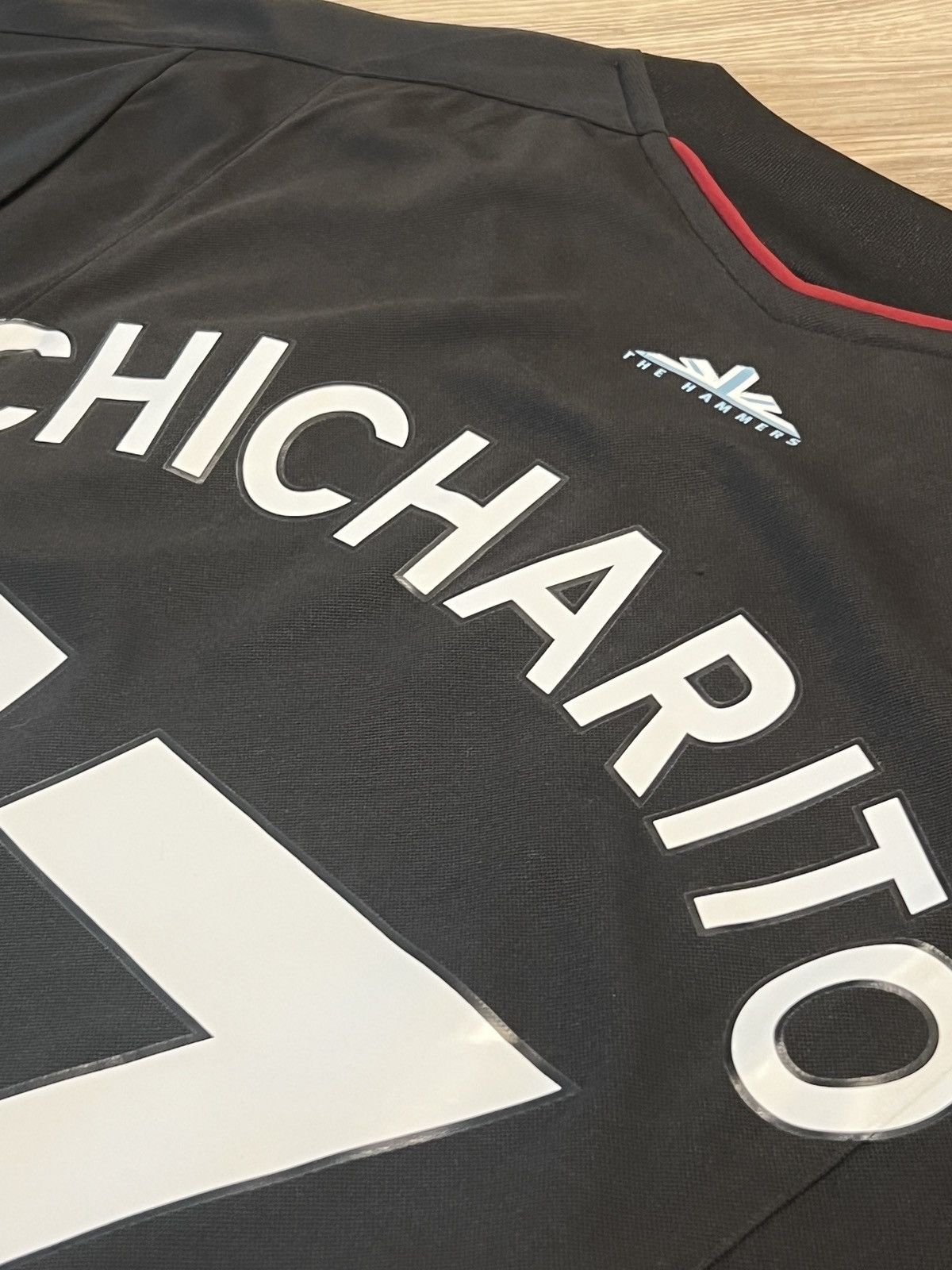 Umbro Soccer Jersey Chicharito 17 West Ham United Vintage Rare Size US M / EU 48-50 / 2 - 8 Thumbnail