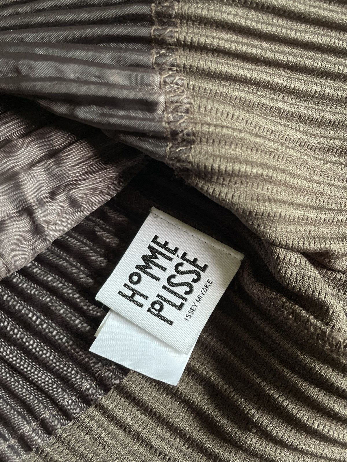 Issey Miyake Homme Plissé Issey Miyake plissé zipped jacket Size US S / EU 44-46 / 1 - 6 Thumbnail