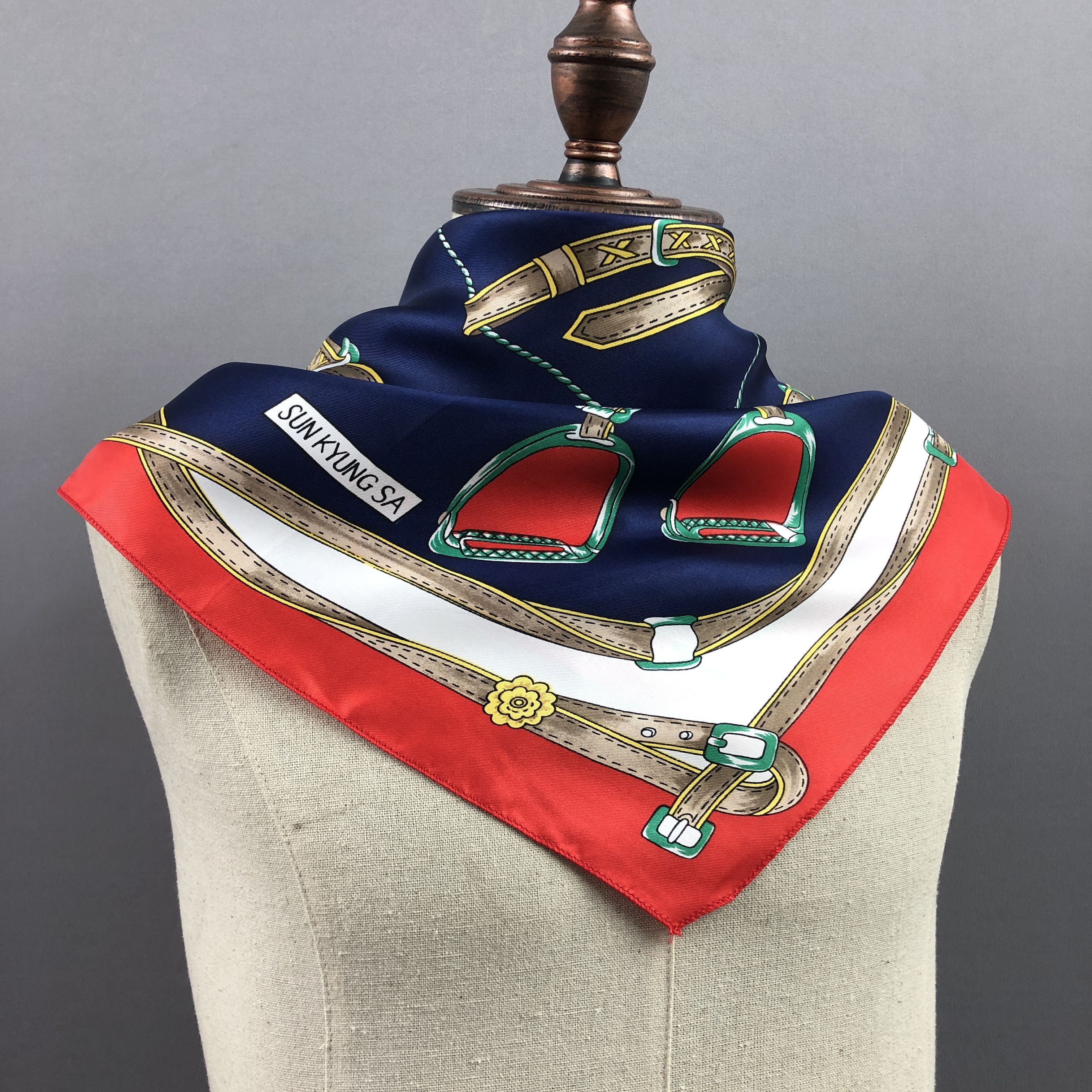 Japanese Brand Vintage Sun Kyung Sa SILK Scarf Twill Stole Wraps Scarves Size ONE SIZE - 3 Thumbnail