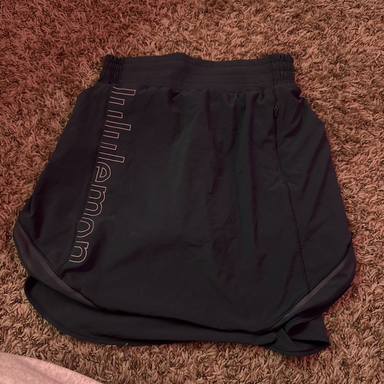 Lululemon Lululemon Special Edition Hotty Hot High-Rise Skirt Size 26" / US 2 / IT 38 - 1 Thumbnail