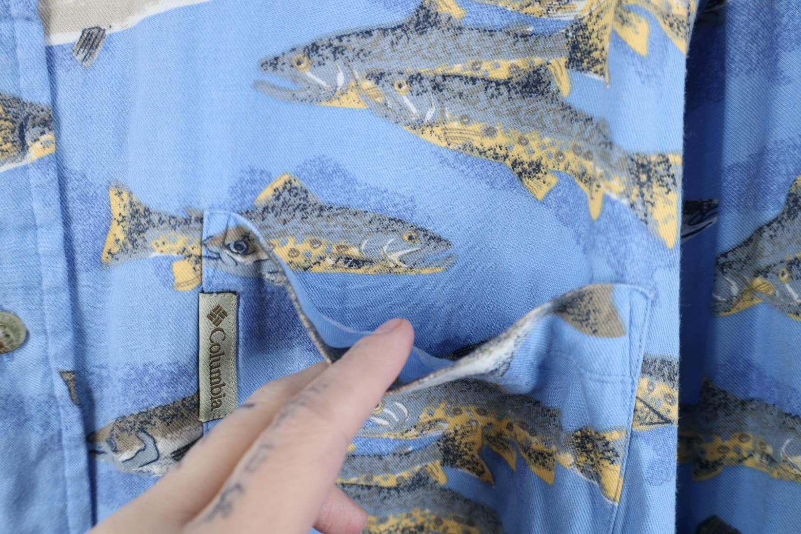 Columbia Vintage 90s Columbia Fish All Over Print Button Down Shirt Size US M / EU 48-50 / 2 - 5 Thumbnail