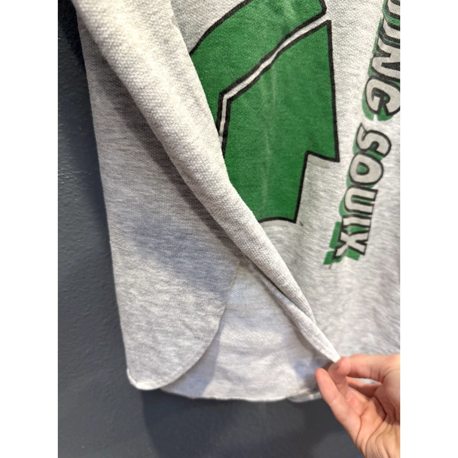 Vintage VINTAGE Zoo Crew Shirt XL Gray University Of North Dakota Fighting Sioux 90s Mens Size US XL / EU 56 / 4 - 5 Thumbnail