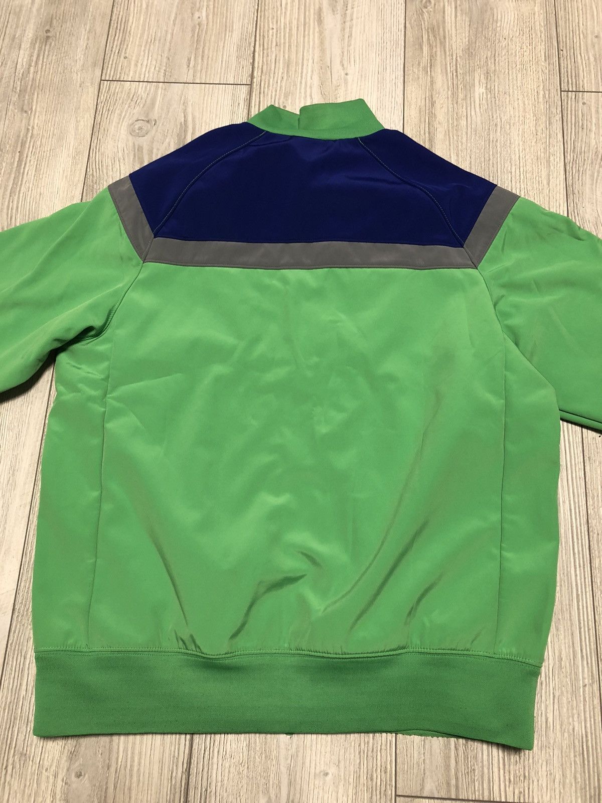 Nike × Vintage Vintage Nike Light Windbreaker Jacket Nike Zip jacket Nylon Size US M / EU 48-50 / 2 - 6 Thumbnail