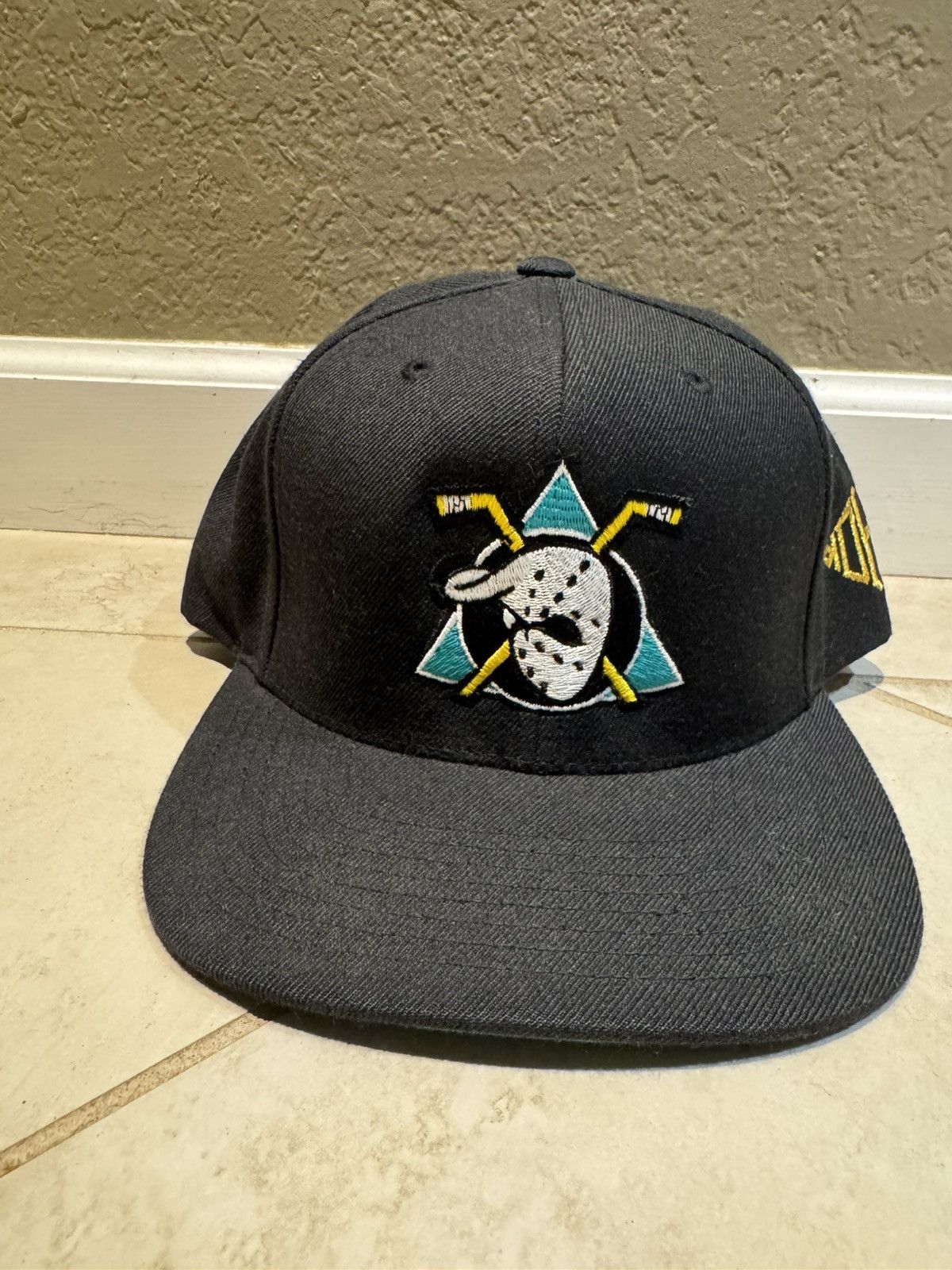 Other Kill the Hype KTH Anaheim Mighty Ducks Black Snapback Hat Size ONE SIZE - 1 Thumbnail