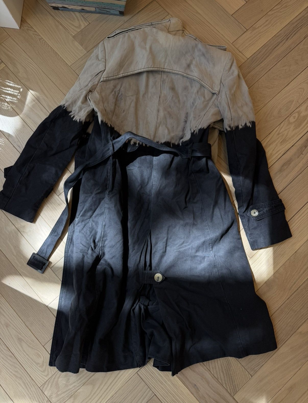 Alexander McQueen ALEXANDER MCQUEEN GRADIENT TRENCH COAT Size M / US 6-8 / IT 42-44 - 10 Thumbnail