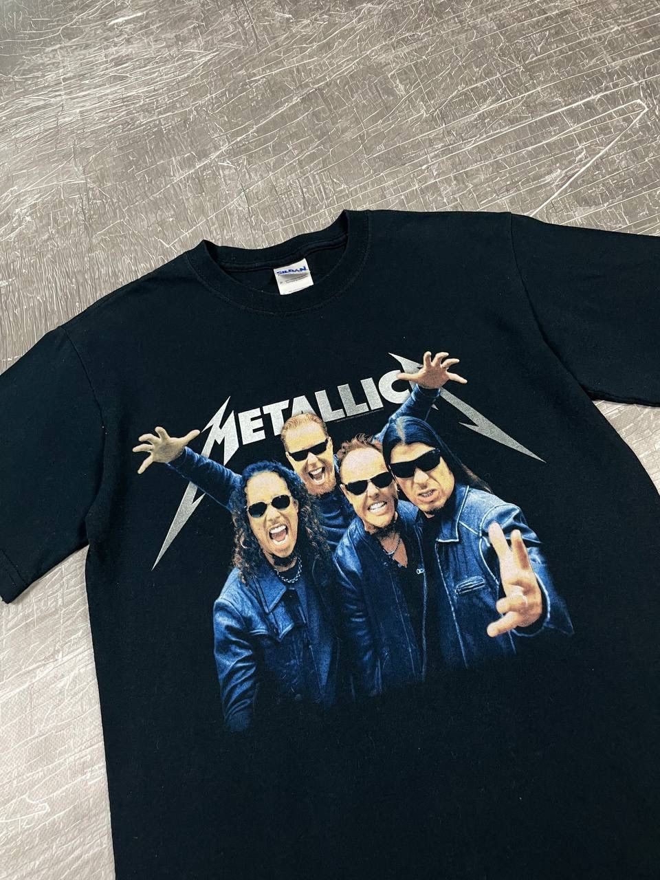 Band Tees × Gildan × Metallica Matallica word magnetic tour t shirt Size US S / EU 44-46 / 1 - 3 Thumbnail