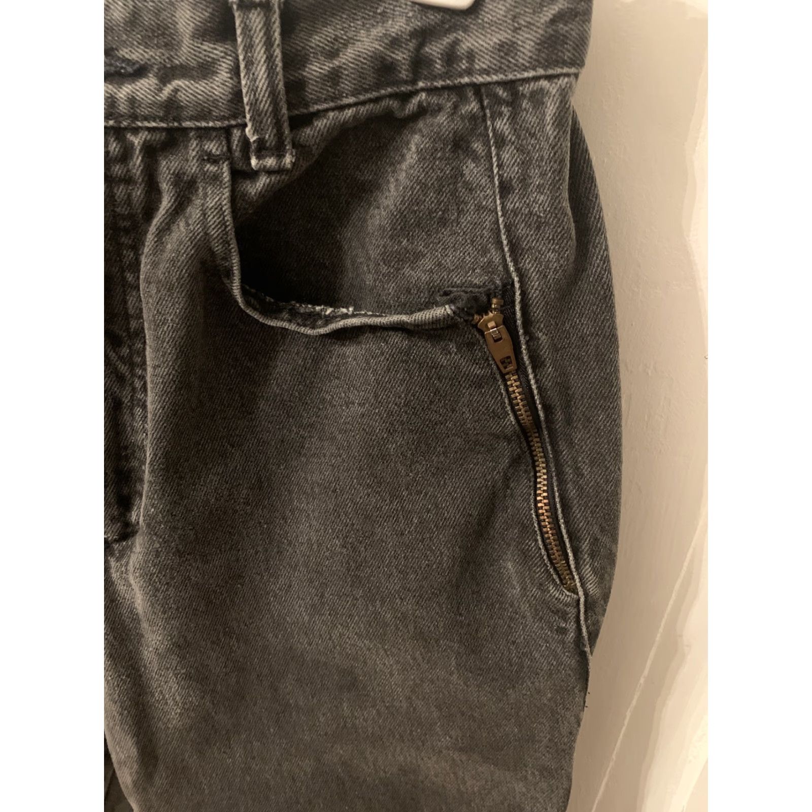 Calvin Klein VINTAGE Calvin Klein Skinny Jeans Womens Size 7/8 Black Faded Size 28" / US 6 / IT 42 - 3 Thumbnail